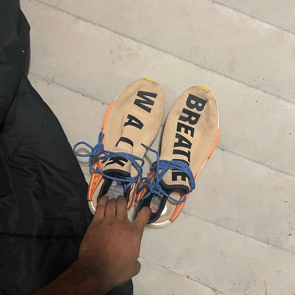 2017
Pharrell x NMD Trail 'Human Race' - Picture 2 of 9